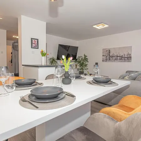 Apartman Holiday Lejlighed *