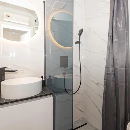 Lejlighed Apartman Holiday